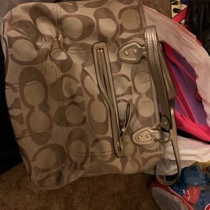 Coach purse in like new condition